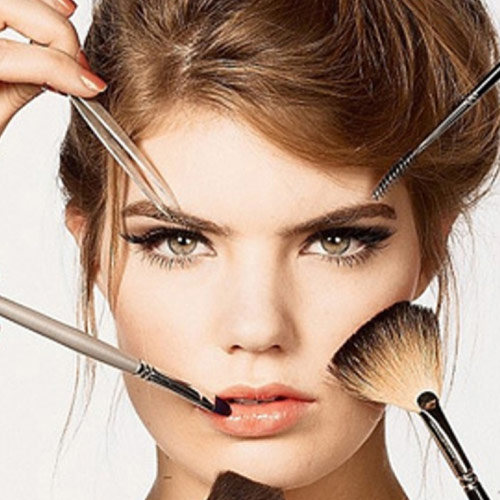 10 Beauty Mistakes That Leads to Aging, 10 beauty mistakes that leads to aging,  beauty tips,  thick makeup, shimmery eye shadow and heavy concealer, face powder,  dark lip color,  lipstick from the tube, over tweezing eyebrows, making eyebrows too dark, avoid black eyeliner,  mascara on lower lashes,   blush strokes,  how to know your skin is aging,  symptoms of skin aging,  reasons of skin aging,  time to know your skin is agings,  demerits of make-up,  why not to wear make-up,  make-up leads to skin aging,  ways make-up can spoil your skin,  how make-up can spoil your skin,  skin prevention,  demerits of foundation,  demerits of eye make-up,  disadvantages of make-up