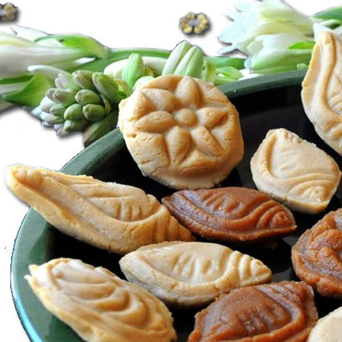 Delicious Bengali Sweets: Sandesh, delicious bengali sweets sandesh,  recipes,  desserts,  drinks,  main course,  tea time recipes,  bengali sweet,  sandesh,  recipe of sandesh,  how to make sandesh