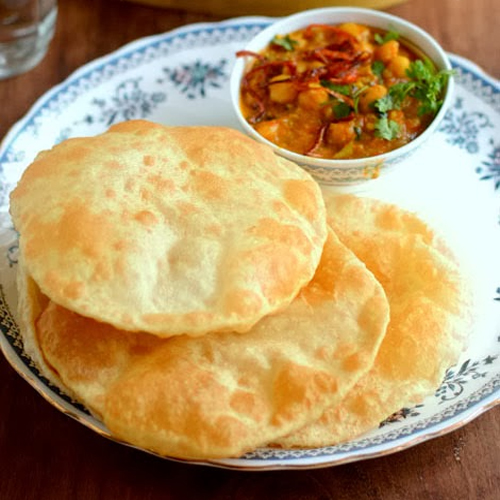 Punjabi traditional food: Chole Bhatura