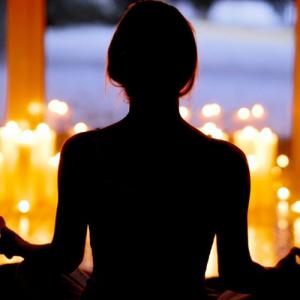 Amazing benefits of candle light meditation