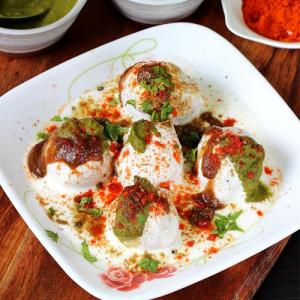 Dahi Bhalla Chaat Recipe