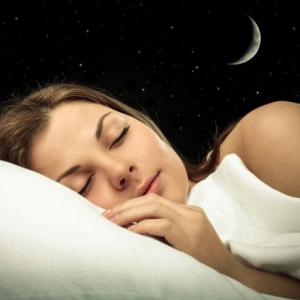 Lunar phases affect sleep and menstrual cycles, study