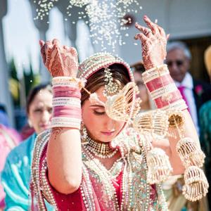 7 Illogical Hindu Wedding Superstitions