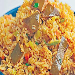 Avakaya Pulihora: A Tangy Twist to Traditional Tamarind Rice