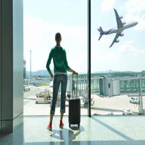 Tips for Booking Cheap Flights and Comparing Airlines Without Stress