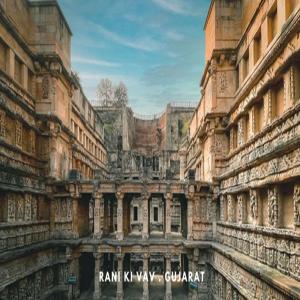 Patan Stepwells, Gujarat: Rani ki Vav Astronomy Tours and Patola Silk Weaving Workshops – A Thoughtful Travel Plan