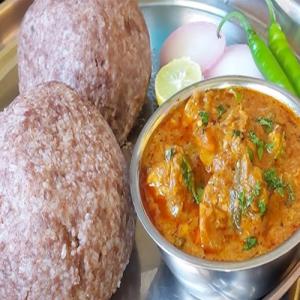 Ragi Sankati and Natu Kodi Pulusu: A Wholesome Andhra Comfort Meal