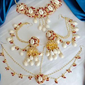 Pearl Jewellery Trends: How Timeless Pearls Are Becoming Every Indian Woman,s Style Statement