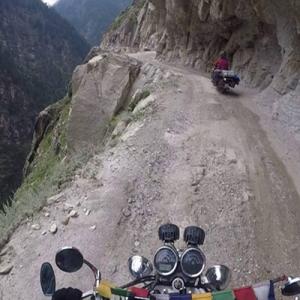 Scariest Yet Most Thrilling Road Trips You Must Experience Once