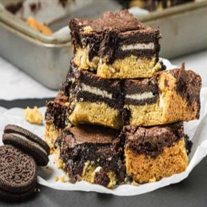 Holiday Baking Treats: Creme Egg Brownies and Easter Cookie Sandwiches