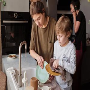 Sharing Responsibilities: Balancing Household Chores and Emotional Labour