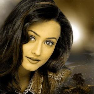 B'day special: 10 Strange Facts About Namrata Shirodkar